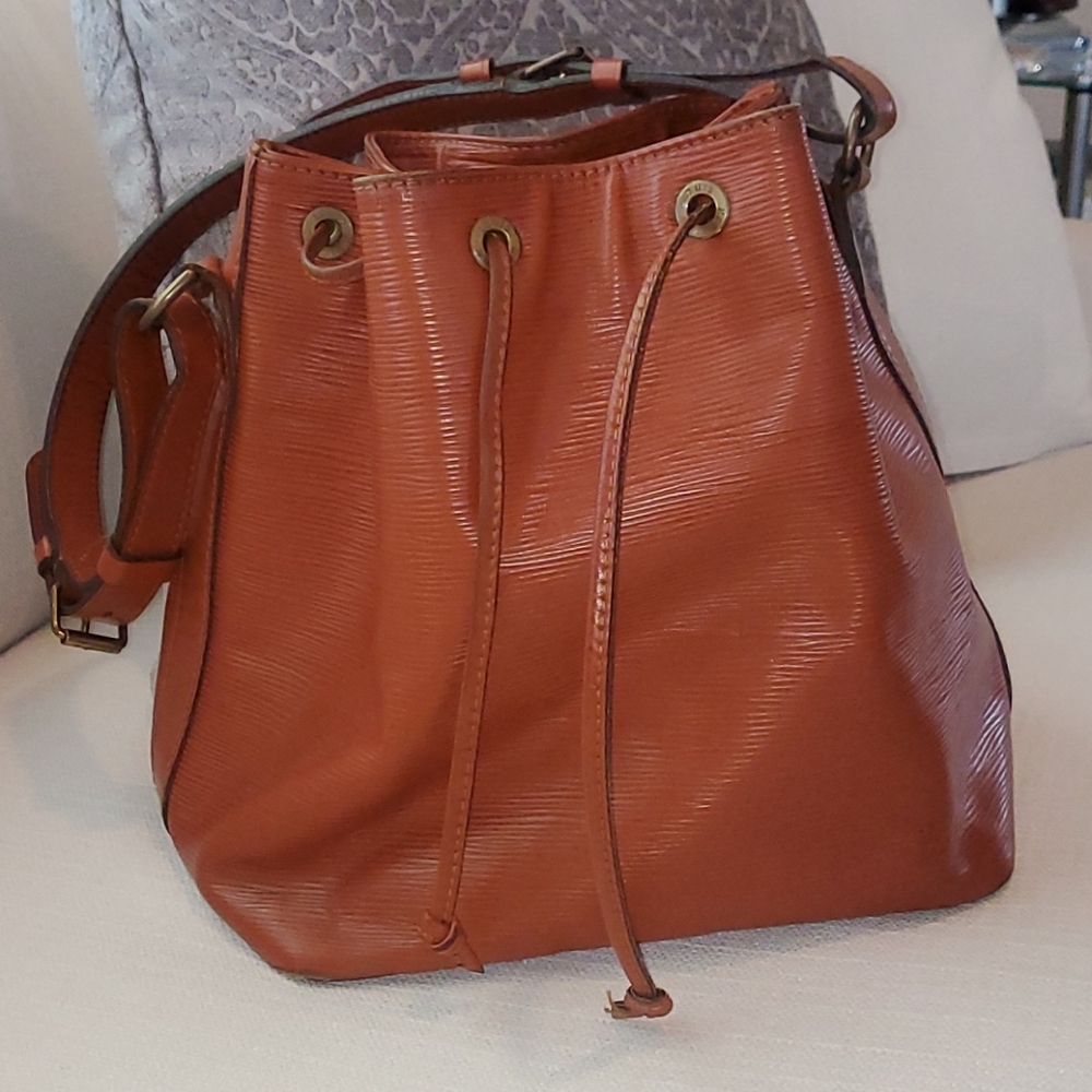 Vintage Louis vuitton bag